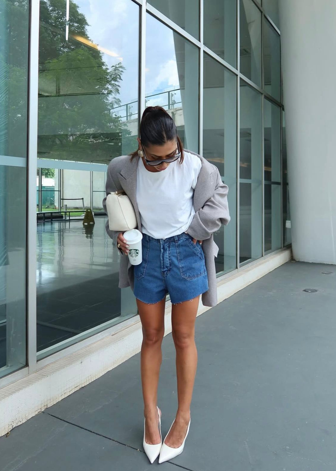 Short Barra Fio com Bolsos